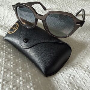 Ray-Ban Gina 53mm Grey Frame Sunglasses with Gradient Smoke Lenses